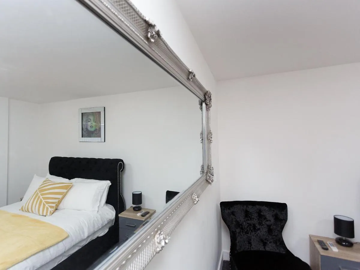 Apartment Live In Leeds Greenhill Bungalows