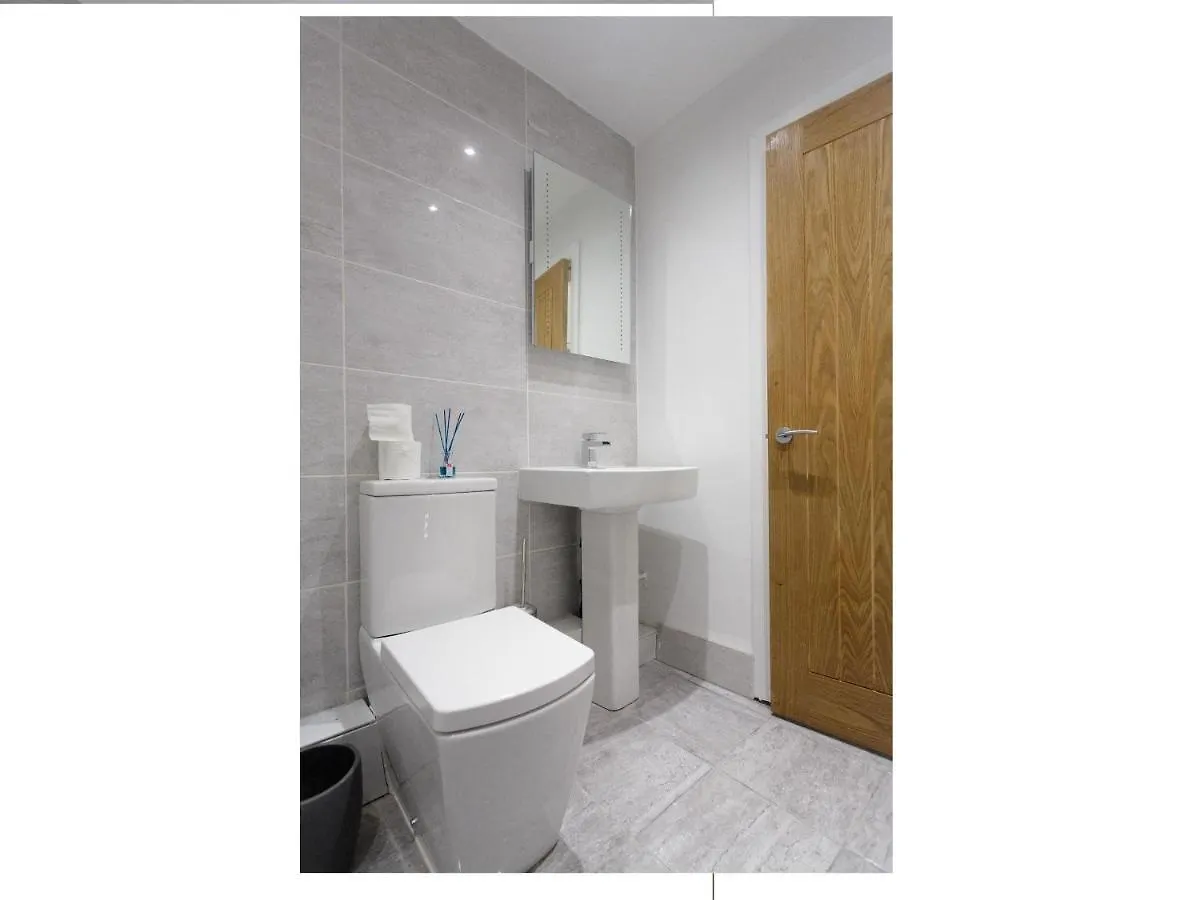 Live In Leeds Greenhill Bungalows Leeds (West Yorkshire)