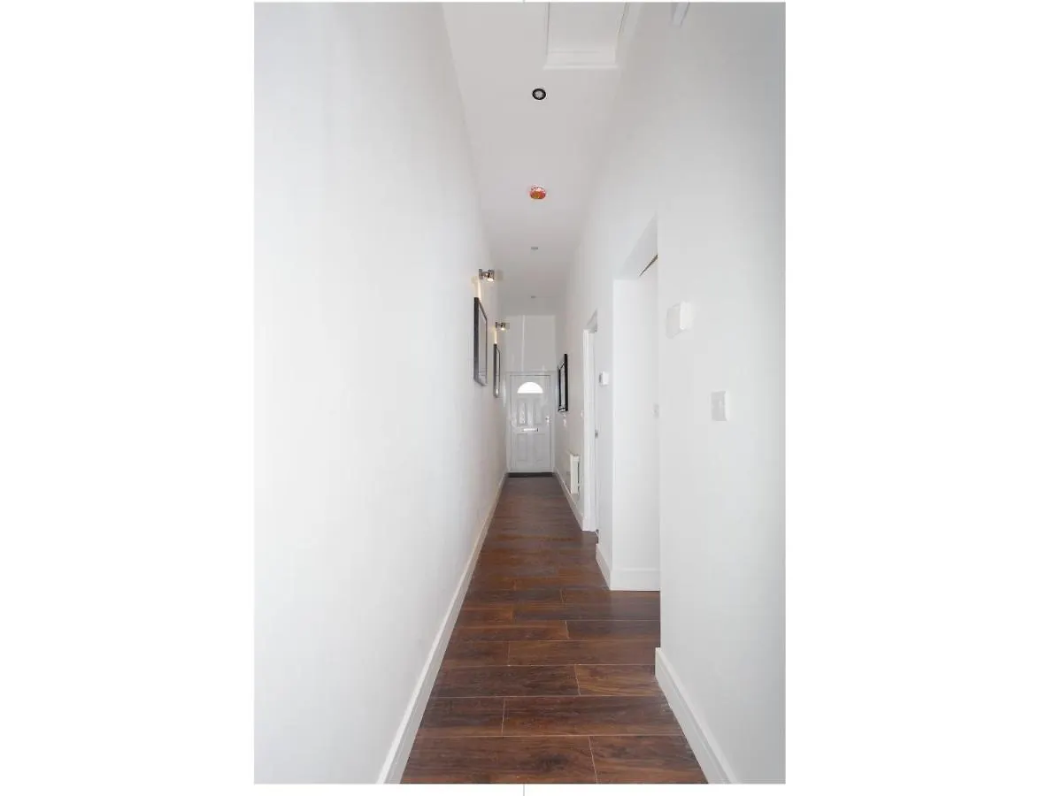 Live In Leeds Greenhill Bungalows Leeds (West Yorkshire)