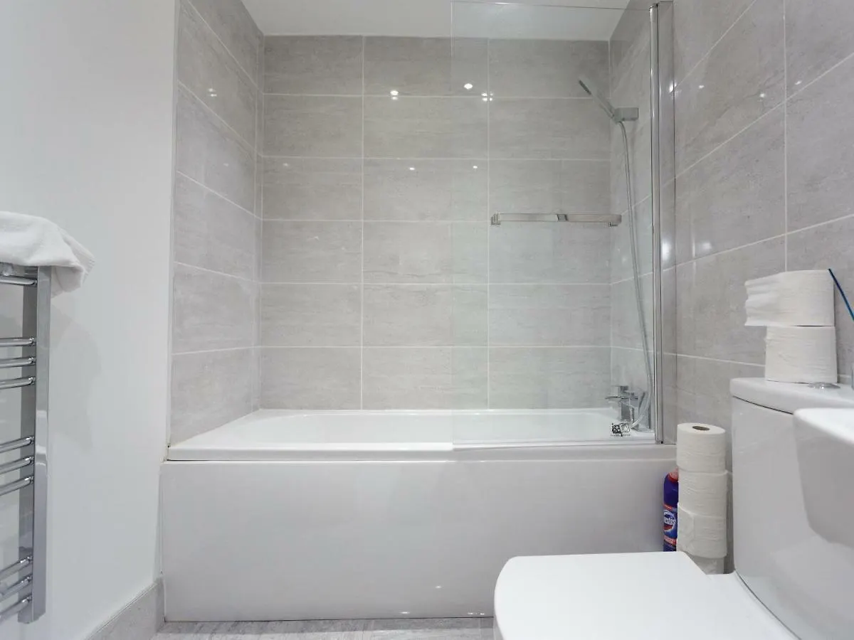 Apartment Live In Leeds Greenhill Bungalows